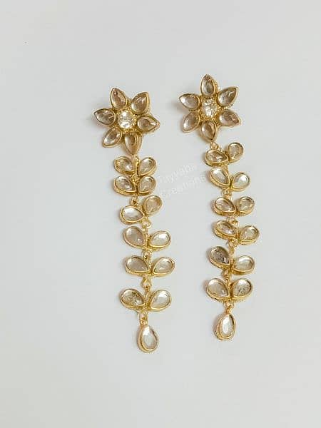 Handmade Kundan Earrings For Fashionable Look 12