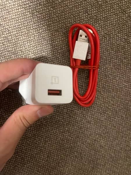 oneplus 6t ka 100% original box pulled charger hy 2