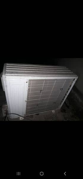 i want to sale gree ac invertor heat an cool 2