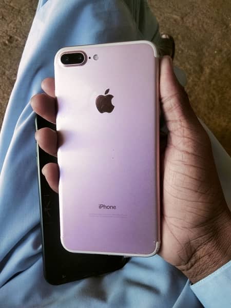 iphone 7 plus 128Gb Pta Approved 4