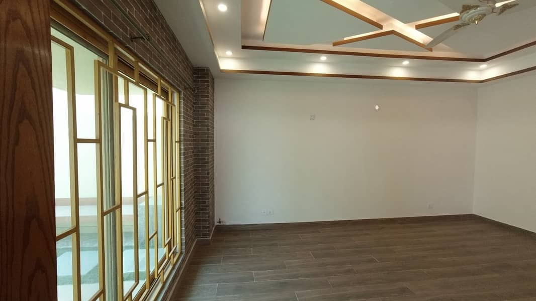 Brand New 3 Bed Penthouse For Sale In Askari 11 Lahore 4