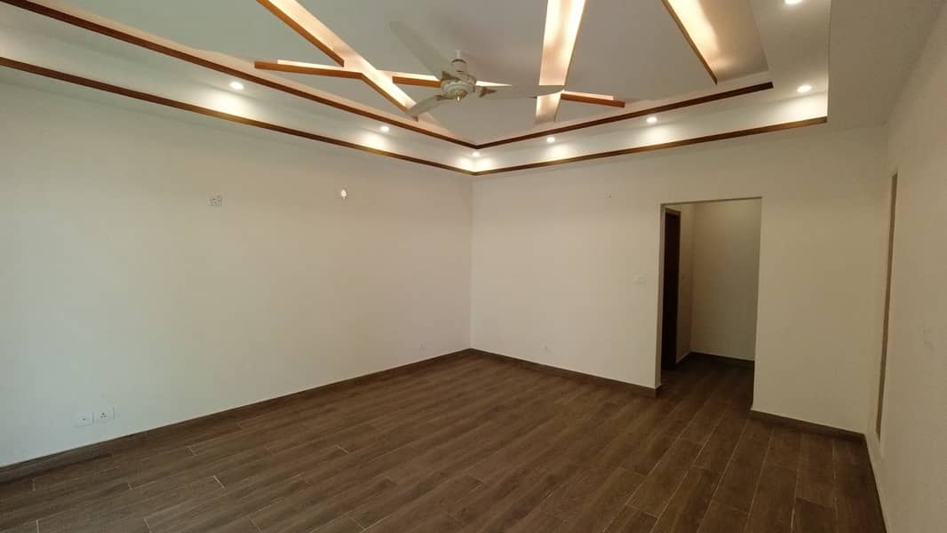 Brand New 3 Bed Penthouse For Sale In Askari 11 Lahore 5