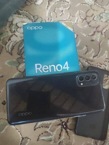 Oppo Reno 4  8/128GB 7