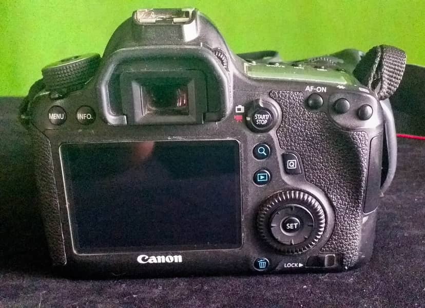 Canon 6d with 28-105mm lens very good condition 3