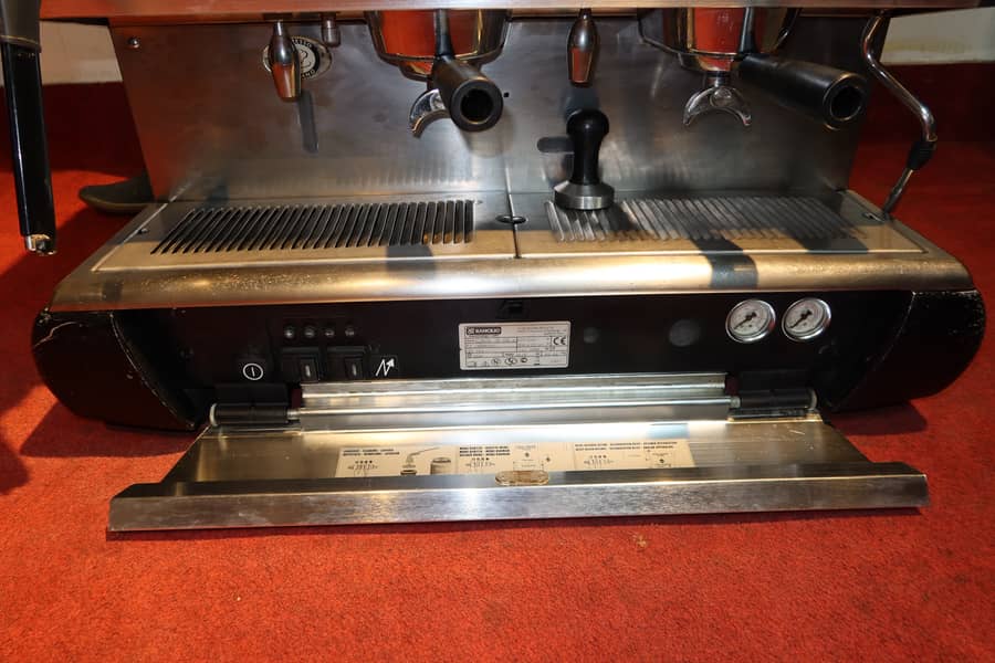 Rancilio Classe 10 SDE 2 Grp Commercial Espresso Coffee Machine 3