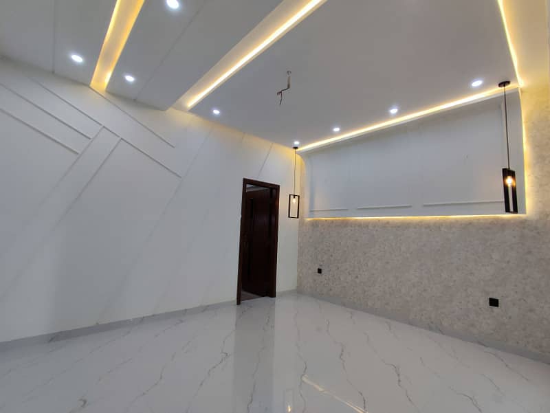 10 Mrla Designer House For Sale Royal Orchard Multan Near by Mosque 8