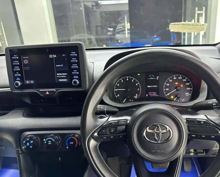 Toyota Yaris Hatchback Push start 2021 model 2023 import August 6