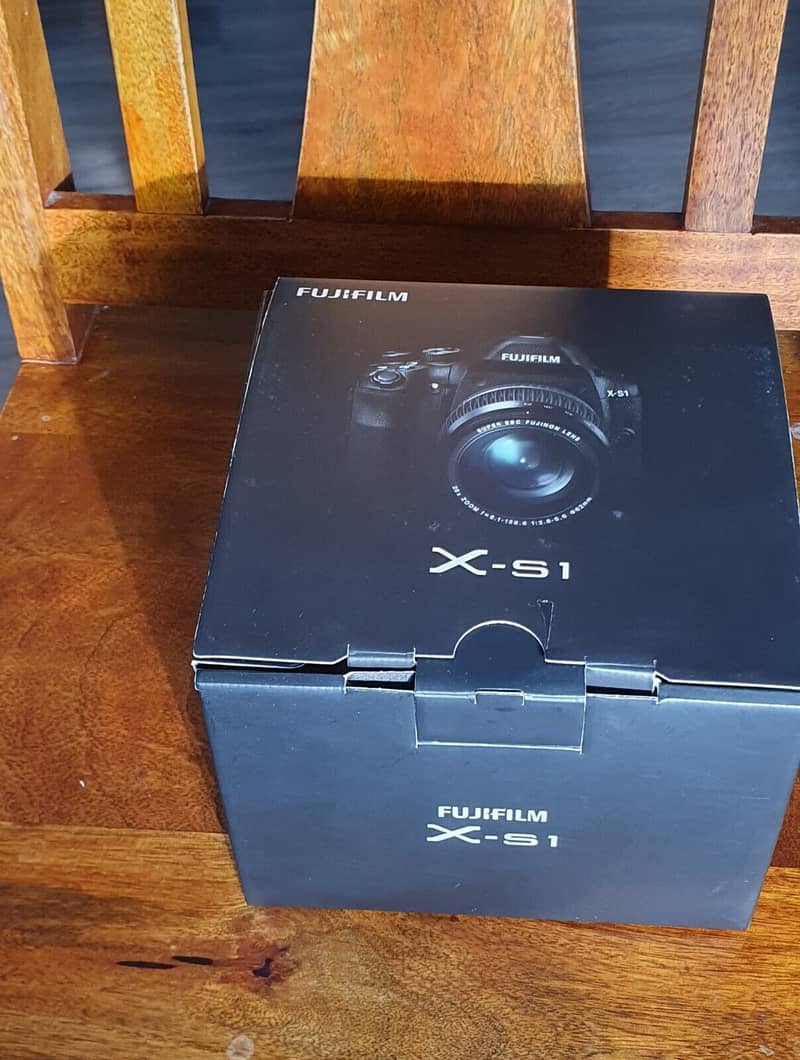 Fujifilm FinePix X-S1-12MP  24x Zoom-RAW HD Movie -Digital Camera 4