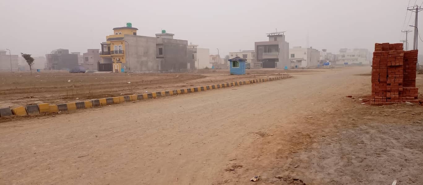 Reasonably-Priced 5 Marla Residential Plot In Khayaban-E-Amin Is Available As Of Now 1