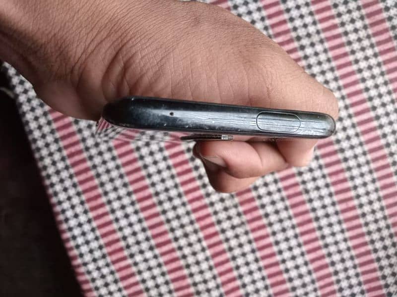 OnePlus 7T pro MacLean 12/256 3