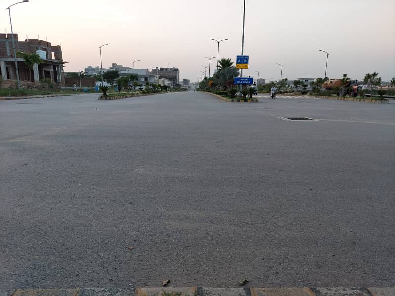 1 kanal plot for sale in Block I Top City-1 islamabad 22