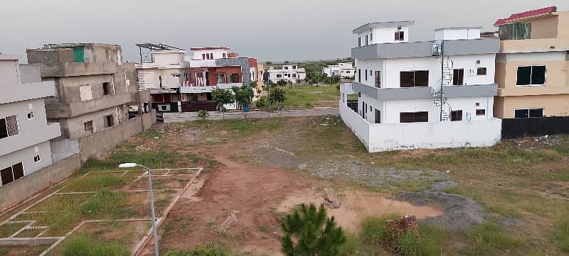 10 Marla Plot For Sale In Block D Top City-1 Islamabad 1
