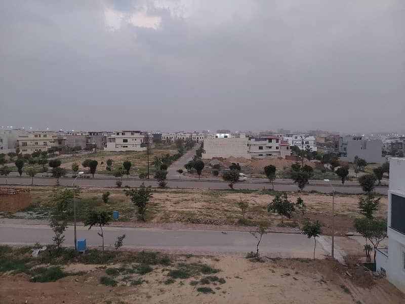 10 Marla Plot For Sale In Block D Top City-1 Islamabad 5