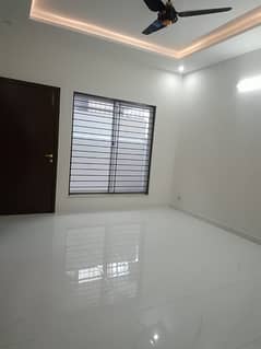 Studio Flat Available For Sale 0