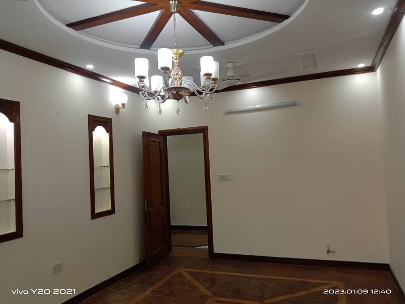 A 1 Kanal Upper Portion In E-11 Is On The Market For Rent 10