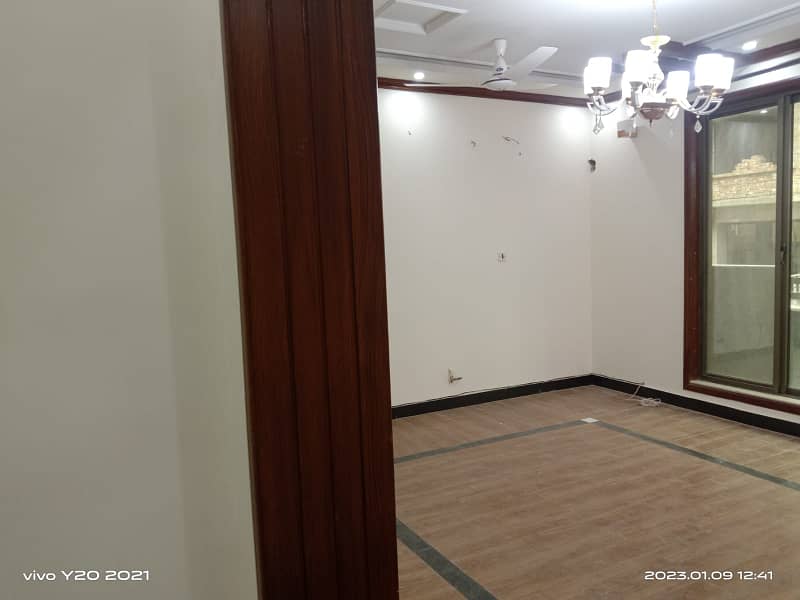 A 1 Kanal Upper Portion In E-11 Is On The Market For Rent 11
