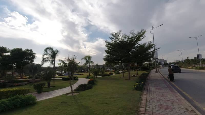 10 Marla Plot For Sale In Block D Top City-1 Islamabad 8