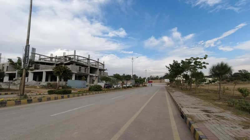 10 Marla Commercial Plot On Jinnah Boulevard For Sale In Top City-1 Block I 25