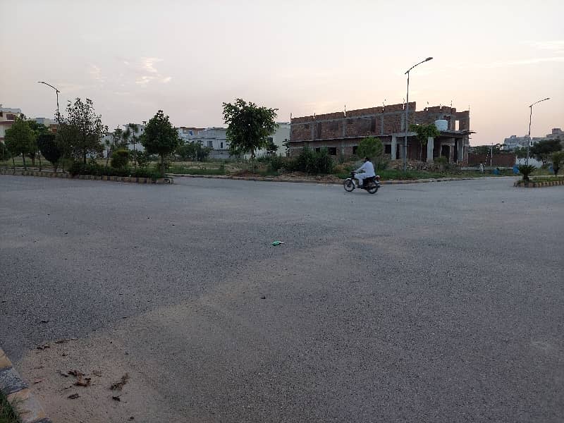 10 Marla Plot For Sale In D Block Top City-1 Islamabad 12