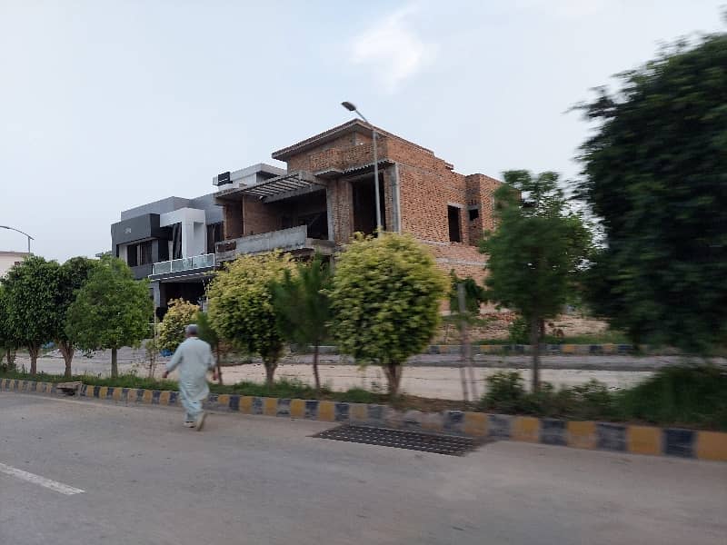10 Marla Plot For Sale In D Block Top City-1 Islamabad 16