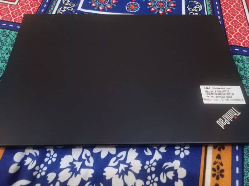 i7 8gen slim Ultrabook laptop 8gb graphics 16gb ram 512gb nvme SSD, 5H 11