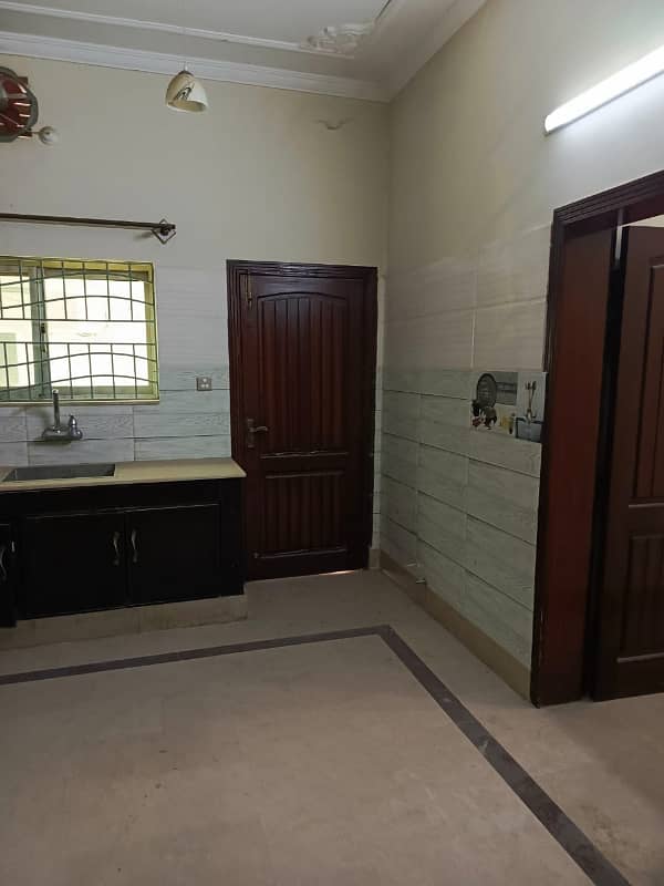 1 kanal portion available for rent in G15 Islamabad 2