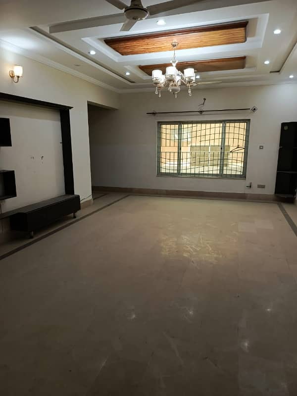 1 kanal portion available for rent in G15 Islamabad 21