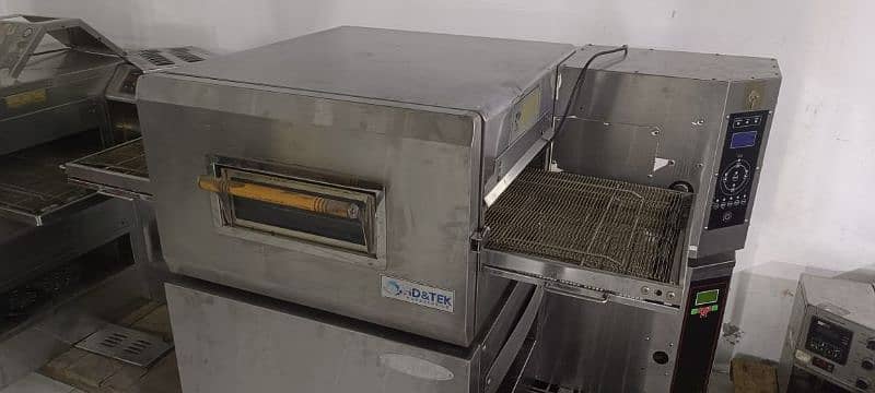 deep fryer/ prep table/ pizza oven/ hot plate/ panini/ food bags 1