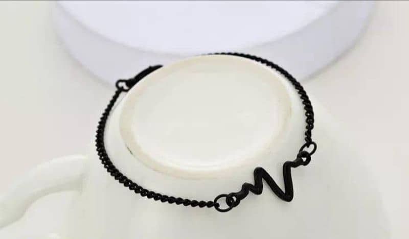 1 Pc Alloy Black Plated Uni-Sex Heartbeat Bracelet 2