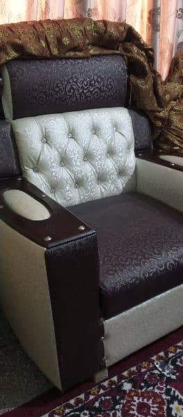 new condition sofa 5 seatr 7