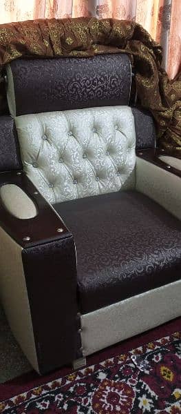 new condition sofa 5 seatr 12