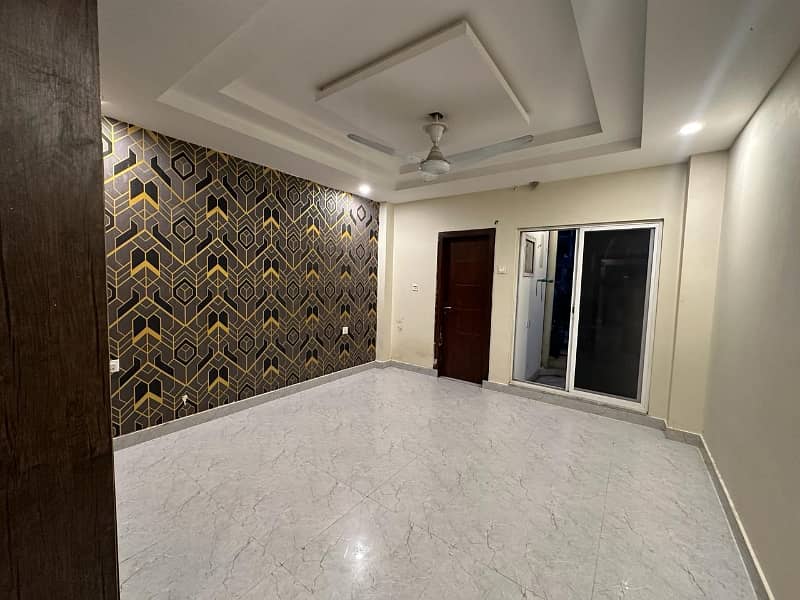 Flat For Sale In Faisal Town Phase 1 - Block A 8