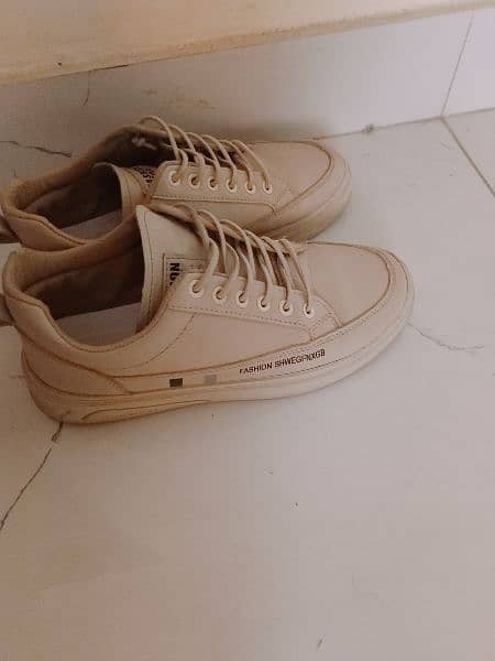 Sneakers For Men's (Size - 40) 4