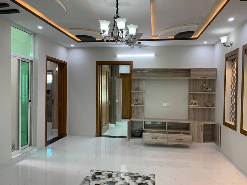30x60 Beautiful Home For Sale In Faisal town 5