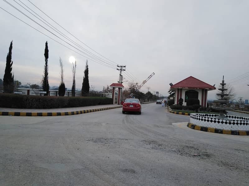 8 Marla Corner Commercial Plot Available For Sale in AWT Block D Islamabad. 2