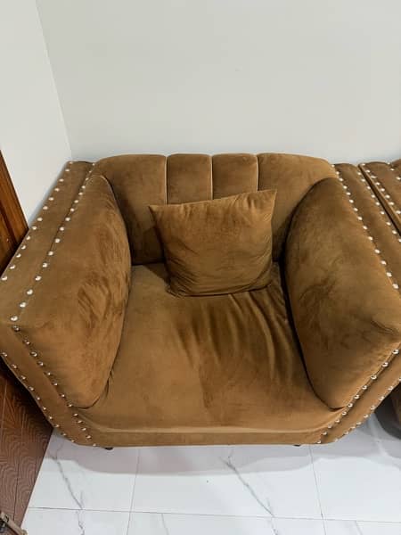 5 seater Sofa for sale 2