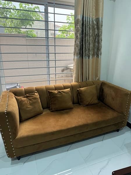 5 seater Sofa for sale 5