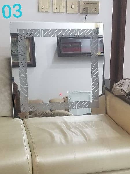 light mirror with touch sensor 3