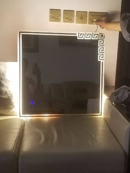 light mirror with touch sensor 6