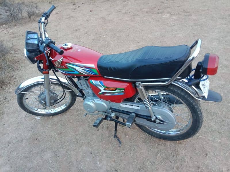 urjant for Honda 125 new condition Islamabad number 2