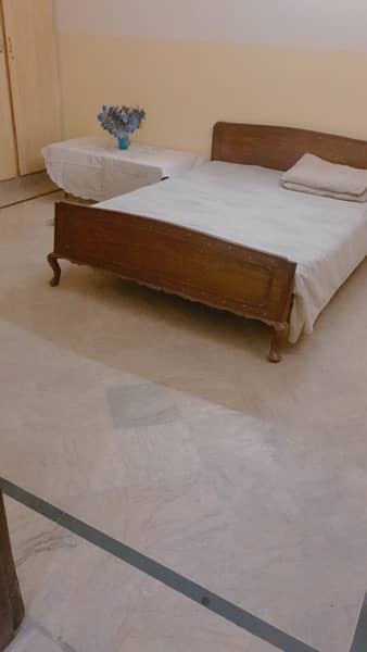 Furnished independent room near Emporium Mall 1