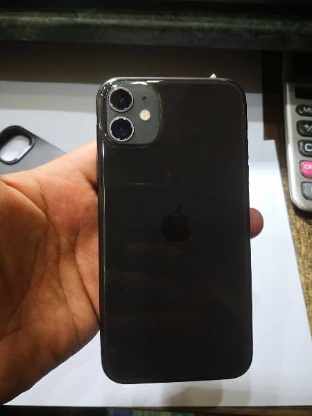 iphone 11 non pta 64GB waterpack 10/10 lush condition 8