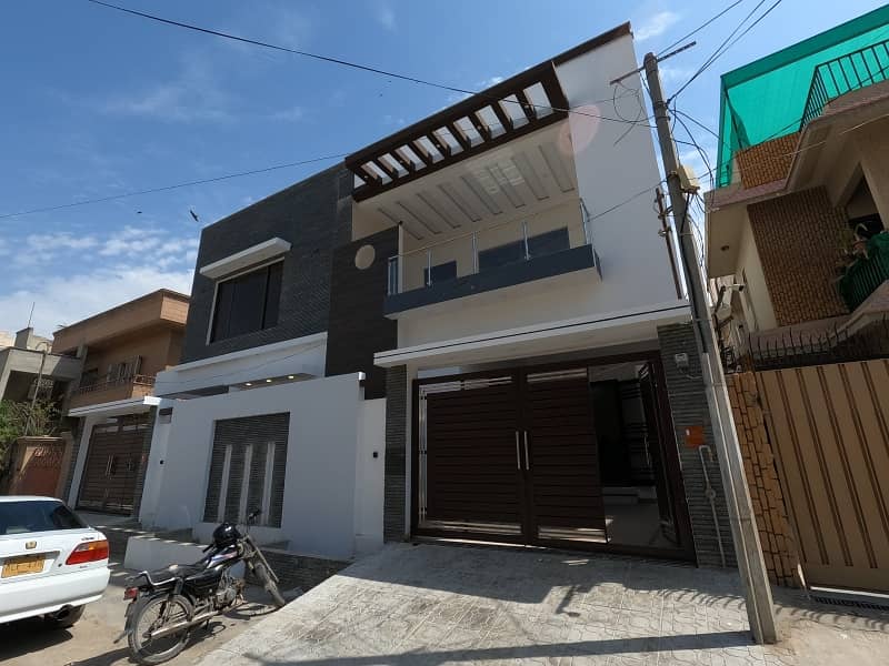 Well-constructed Prime Location House Available For sale In Federal B Area - Block 13 0