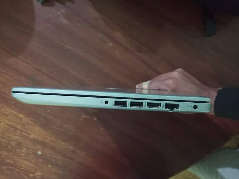 HP AMD A4 9125 R3 Laptop (o3o9-I723863) 4