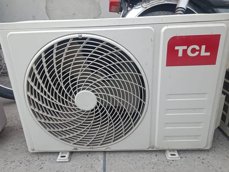 AC TCL DC Inverter 1 TON 1