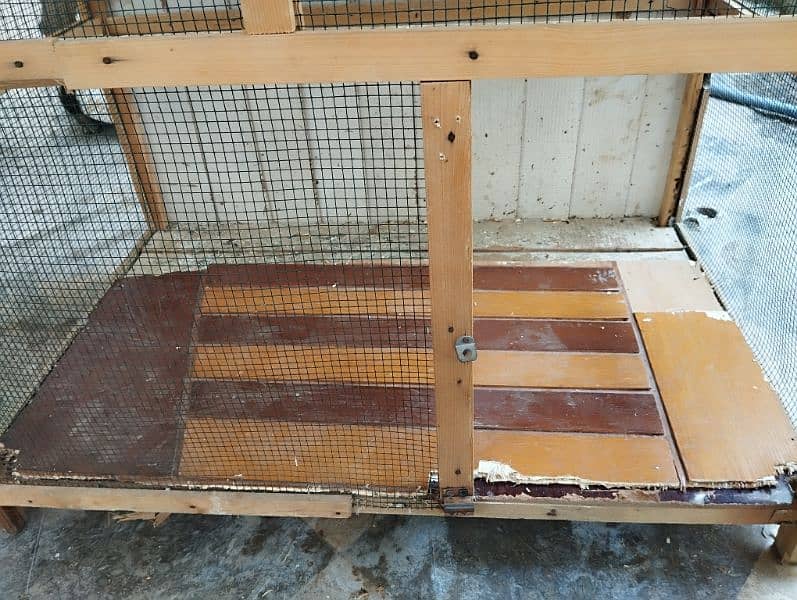 parrot/hen cage slightly used 4