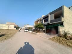 Top location Investor Price 8 Marla Corner Plot Available For Sale Roshan Pakistan Housing Society Sector E-16 0