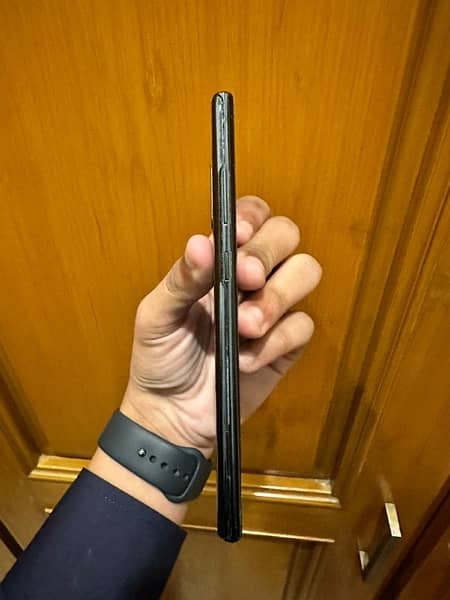 Samsung Note 10 official PTA approved, excellent condition 8