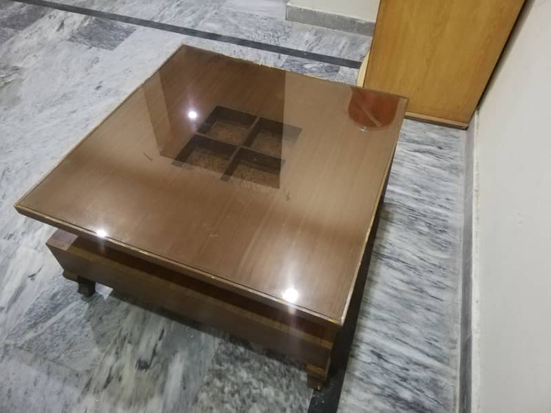 center table with glass top 2