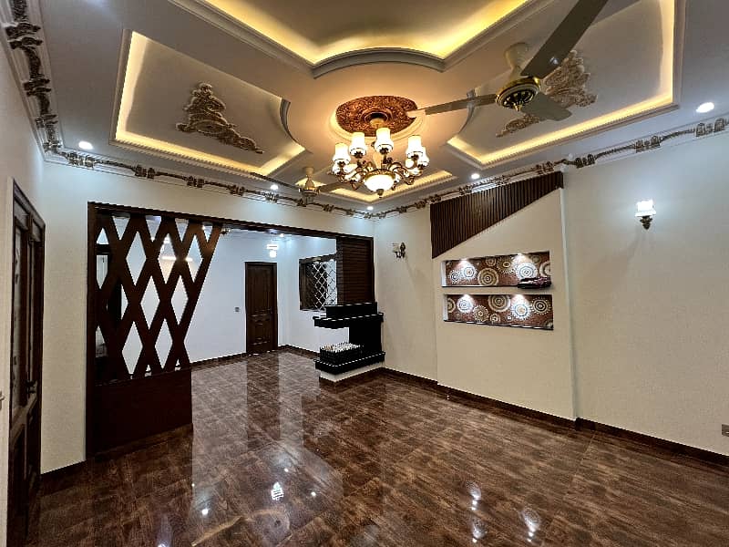 1 Kanal House For Sale 6 Beds 19